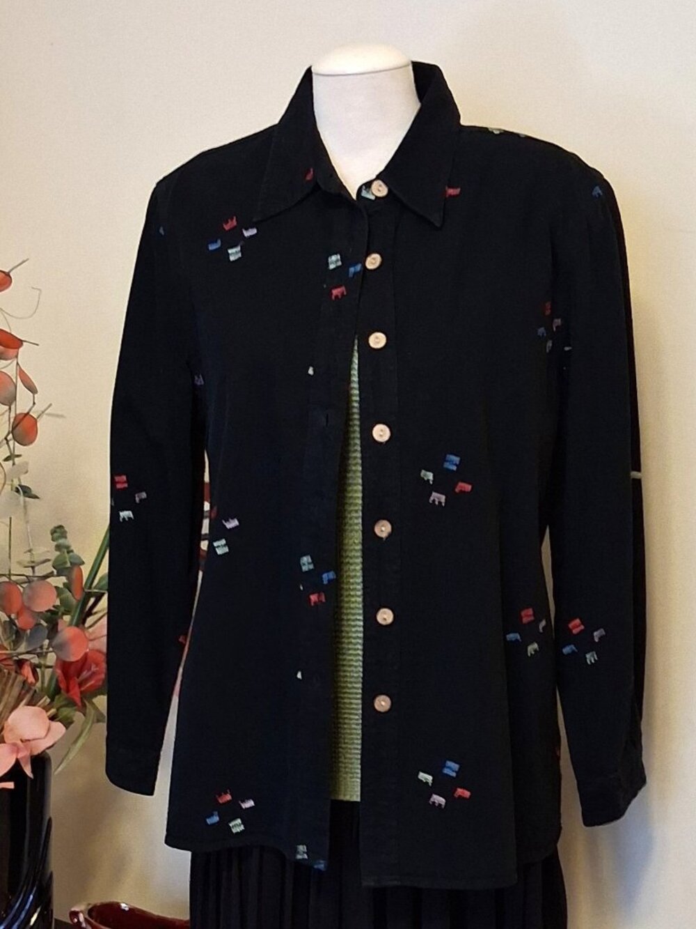 New Embroidery  Black Denim Shirt Chic Button-Down Jean Jacket 14 L